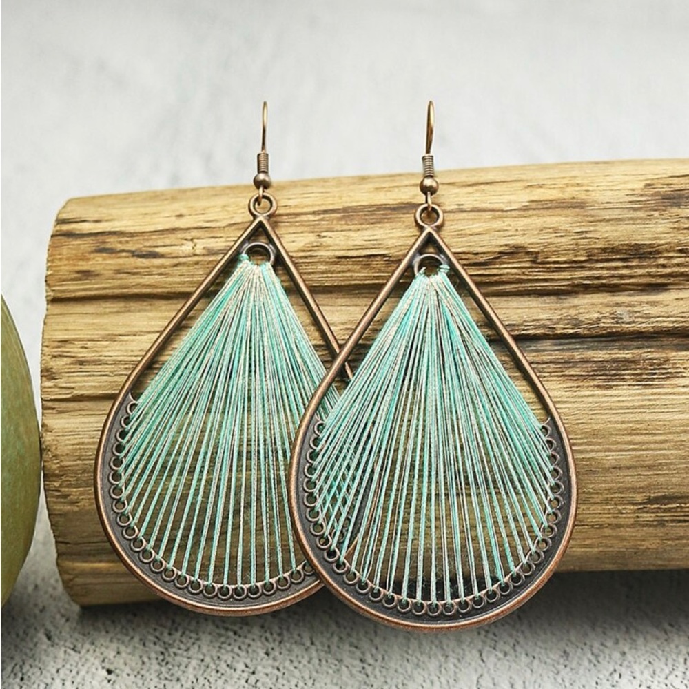 Water drop earrings